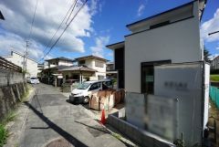 前面道路は北側約4ｍの公道に面しています＾＾