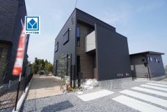 オール電化＾＾敷地65坪＾＾西鉄「端間」駅(歩11分・自転車4分/870ｍ)カースペースは2台分を確保＾＾