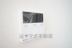 おいだき機能つきなのでお風呂に入る時間が異なるご家庭には嬉しいですね。ボタン一つで快適で便利な生活が＾＾