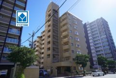 R7年9月リフォーム完了済＾＾地下鉄「六本松」歩6分。歩2分圏にバス「大濠」停、セブンイレブン、ツルハドラッグあり＾＾