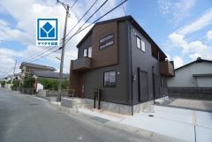 オール電化＾＾角地＾＾敷地約49坪＾＾南向き4LDK。「小郡駅」歩9分、「西鉄小郡駅」歩11分＾＾