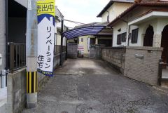 駐車スペースはゆとりある2台分を確保。マイカー用に、お客さま用に、余裕を持ってご利用いただけます。