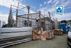 生活がワンフロアで完結する平屋建て＾＾敷地約100坪。駐車最大5台分を確保＾＾西鉄バス「六本松」歩3分。