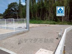 生活がワンフロアで完結する平屋建て＾＾敷地面積約80坪。西鉄「端間」駅(自転車7分/1.9ｋｍ)＾＾