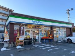 ファミリーマート　春日下白水店