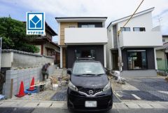 大谷小(歩4分)＾＾JR「春日」駅(自転車9分/2.1ｋｍ)＾＾LDKは南向き＆3面採光。自然光を取り込む開放的な空間＾＾
