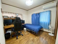 居室。 掲載画像は、見やすさ向上のため一部加工・補正を施している場合があります。現地の状況や実際の仕様と異なる場合は、現況を優先させていただきます。 