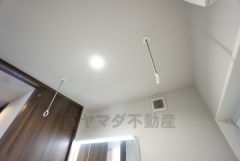 洗面室にも室内物干し付き＾＾雨の日や花粉の季節の洗濯も安心です＾＾