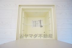 同仕様写真。便利な床下収納。食品を沢山保存できます。