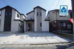 西鉄バス「警弥郷一丁目」停歩2分＾＾歩8分圏にマルキョウ、ダイキョーバリュー、セブン、ファミマ、コスモス、保育園、郵便局など周辺環境充実＾＾