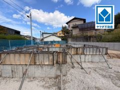 西鉄バス「鶴田団地」停歩4分＾＾