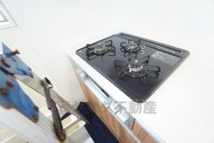 3口コンロなので、効率よくお料理が楽しめます。毎日のお料理も楽しくなりますね＾＾