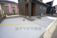 カースペースは2台分。