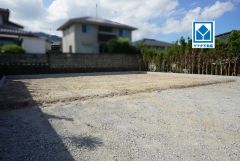 JR「肥前麓」徒歩6分＾＾西鉄バス「麓駅前」徒歩4分＾＾