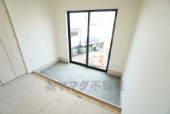 土間付き。自転車やアウトドア用品の収納、趣味のスペースとして利用できます＾＾ 夏場に涼しく過ごせること、デザイン性が高い空間をつくれます＾＾