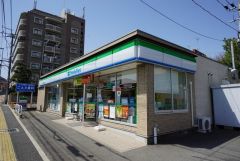 ファミリーマート　福岡屋形原三丁目