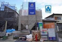 西鉄バス「中尾二丁目」歩4分＾＾天神＆博多へのアクセス良好＾＾歩6分圏にエフコープ、ミニストップ、ファミマ、セブン、コスモス、小学校、保育園、郵便局など周辺環境充実＾＾