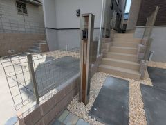 モニター付きインターホンなので来訪者の顔が見えて安心ですね＾＾