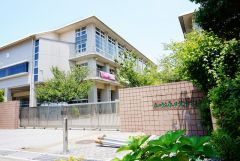 春日北中学校