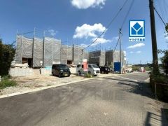 前面道路は南側約6ｍの公道に面しています＾＾