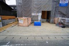 駐車スペースはゆとりある2台分を確保。マイカー用に、お客さま用に、余裕を持ってご利用いただけます。