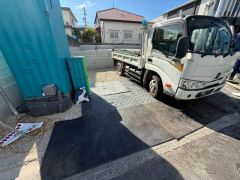 駐車スペースはゆとりある2台分を確保。マイカー用に、お客さま用に、余裕を持ってご利用いただけます。