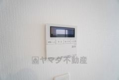 おいだき機能つきなのでお風呂に入る時間が異なるご家庭には嬉しいですね。ボタン一つで快適で便利な生活が＾＾