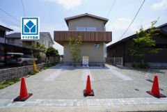 開放感のある吹き抜けリビング＾＾都市ガス＾＾敷地約74坪＾＾
