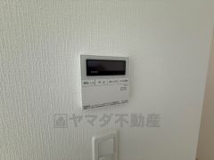 おいだき機能つきなのでお風呂に入る時間が異なるご家庭には嬉しいですね。ボタン一つで快適で便利な生活が＾＾