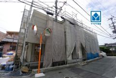 春日北小学校すぐ＾＾歩1分。歩5分圏にサニー、セブン、幼保育園、病院、ドラッグストアなど周辺充実＾＾
