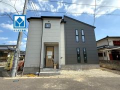 開放感のある角地＾＾西鉄「西鉄小郡駅」歩12分。都市部へのアクセス良好＾＾1ｋｍ圏にマックスバリュ、セブン、ローソン、ドラモリ、保育園、市役所など周辺環境充実＾＾