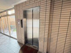 エレベーター完備＾＾