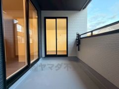 幅広のインナーバルコニーは、天候の影響を受けにくく、安心してお洗濯物を干すことができます＾＾