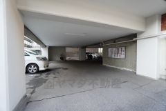 敷地内に駐車場あり。最新の空き状況についてはお問合せください＾＾ 