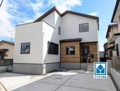 敷地約49坪＾＾西鉄バス「鶴田」歩4分＾＾博多＆天神行き。歩7分圏にセブン、ダイレックス、マルショクなど周辺環境充実＾＾