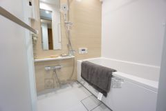 一日の疲れを癒すバスルーム。