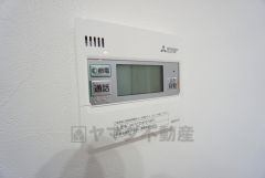 おいだき機能つきなのでお風呂に入る時間が異なるご家庭には嬉しいですね。ボタン一つで快適で便利な生活が＾＾
