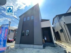 開放感のある角地。ＭｒＭａｘすぐ隣＾＾西鉄バス「上長尾」歩2分。博多駅・天神方面行＾＾