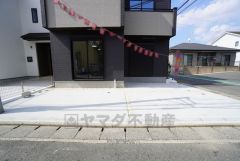 カースペースは2台分＾＾