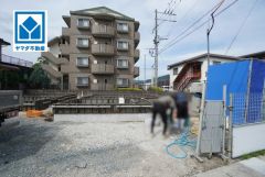 ゆめタウン筑紫野まで徒歩9分、最寄りコンビニまで徒歩4分。日頃のお買い物も楽々です＾＾