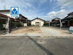 開放感のある角地＾＾カースペース4台分＾＾歩8分圏にマックスバリュ、セブン、ドラモリなど周辺環境充実＾＾
