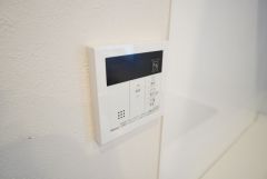 おいだき機能つきなのでお風呂に入る時間が異なるご家庭には嬉しいですね。ボタン一つで快適で便利な生活が＾＾