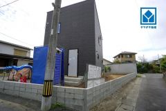 開放感のある角地となっ