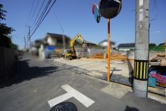 前面道路は西側約4ｍに面しています＾＾