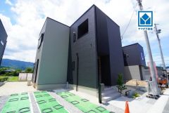 4LDK。広々LDK20帖＾＾回遊動線のある家＾＾SCL、クローク、リネン庫完備＾＾