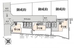6号棟。駐車スペース3台分＾＾
