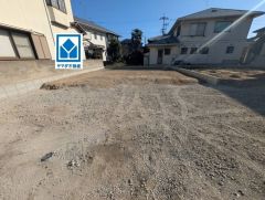 スーパー、コンビニ、ドラッグストアまで徒歩約15分圏内＾＾周辺環境充実しています＾＾