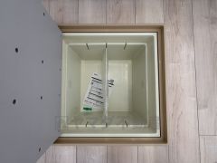 キッチンに床下収納があります。長期保存ができるもの、調理器具、防災グッズを入れておくのもいいですね。