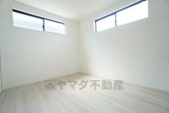 住む人のこだわりを活かす洋室＾＾広めのクローゼットもあり荷物もすっきり片付けられ、ゆとりのある暮らしが出来ます＾＾