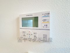 ボタン1つでラクラク操作できる給湯器リモコン。